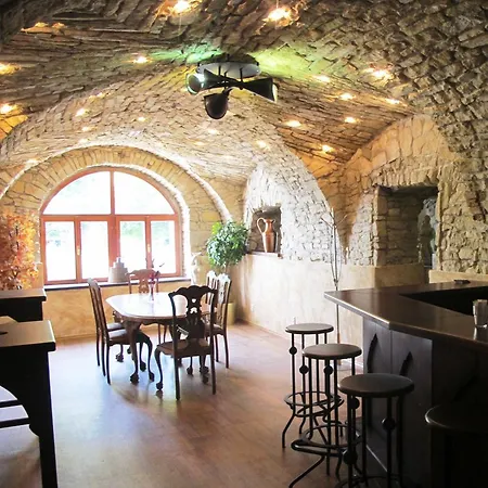 U Lisky 호텔 Hostka (Usti nad Labem)