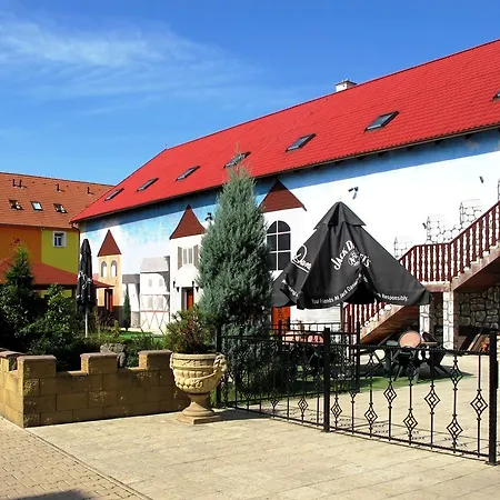 U Lišky 3* Hostka (Usti nad Labem)