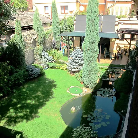 U Lišky Hotel