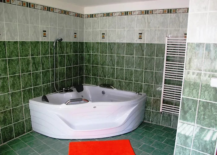 U Lišky 3* Hostka (Usti nad Labem)
