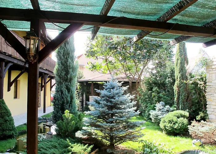 U Lišky Hotel